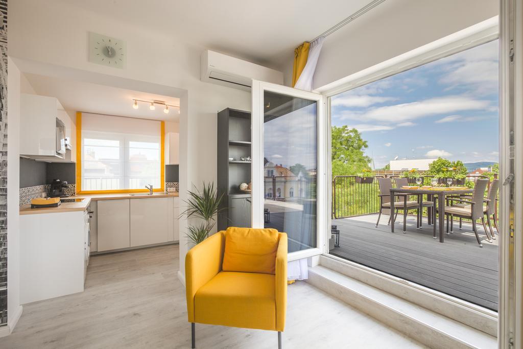 Terrace Apartments At City Park Budapest Eksteriør bilde